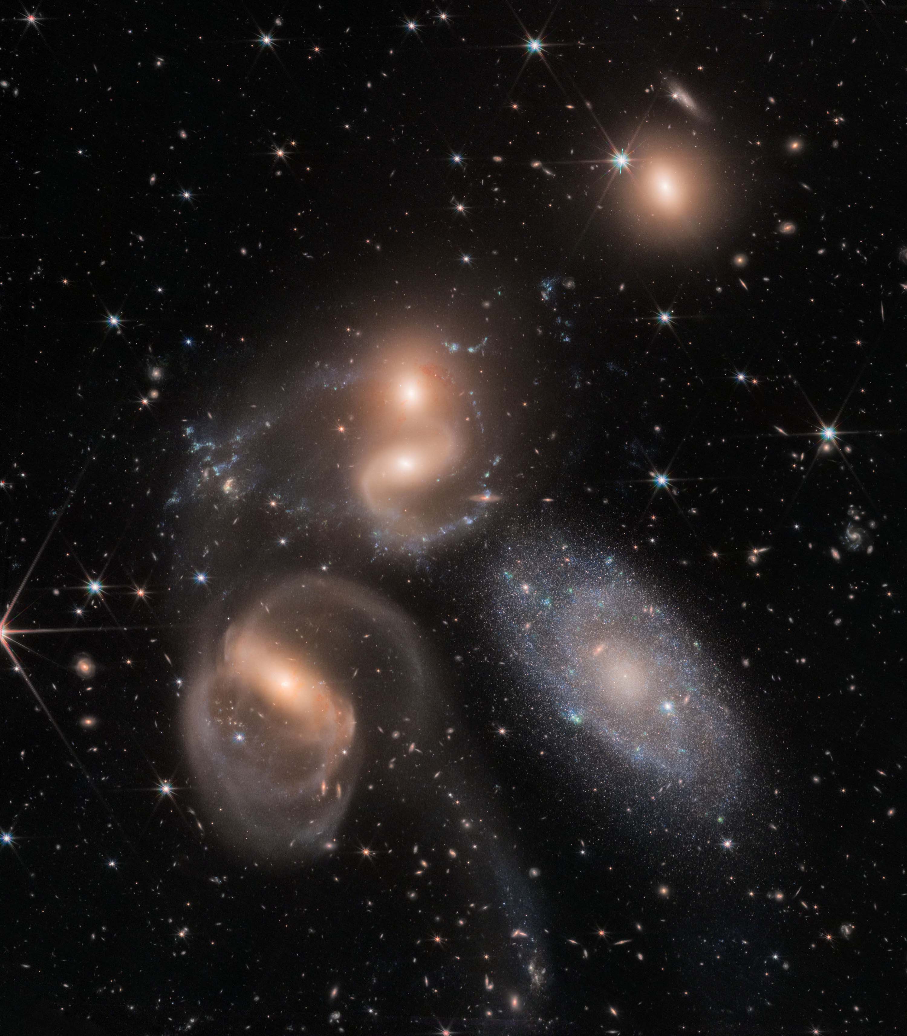 Arp 319 Stephan's Quintet